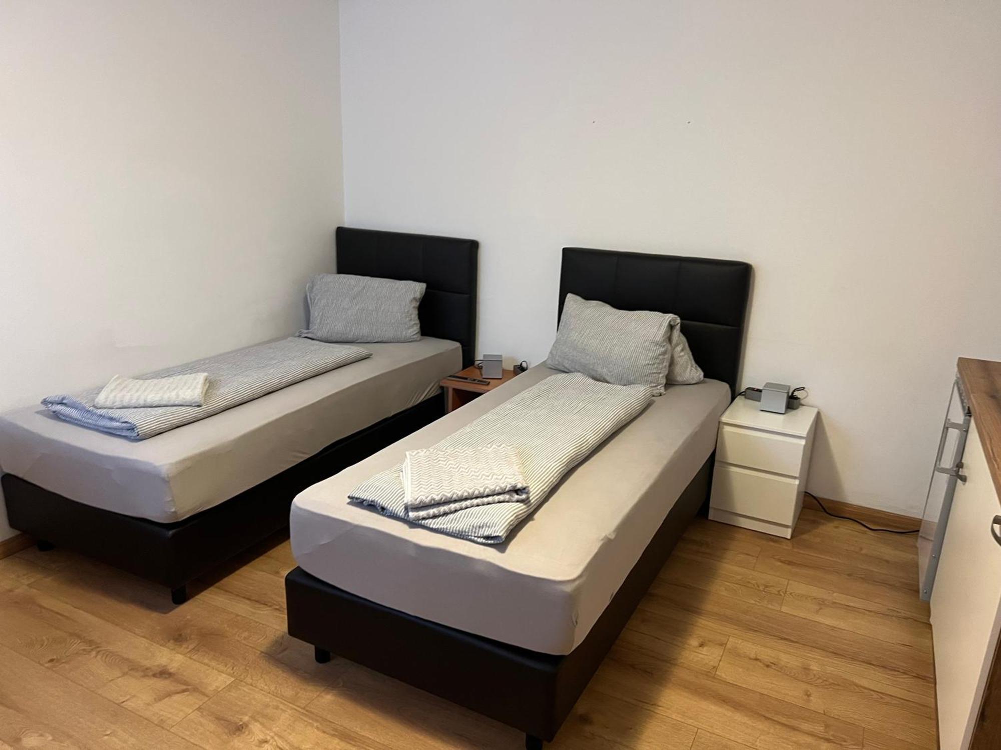 Roccos Raum Hotell Kapfenberg Exteriör bild