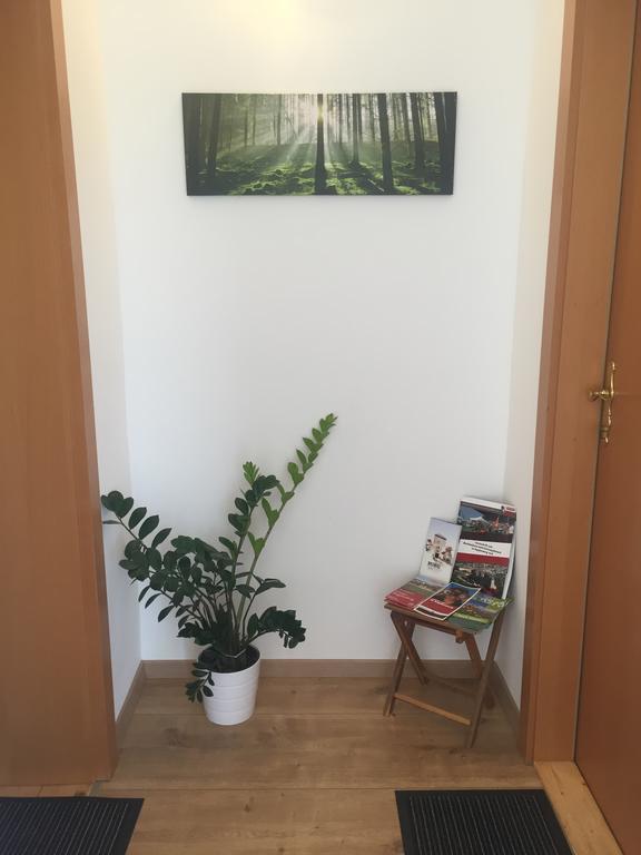Roccos Raum Hotell Kapfenberg Exteriör bild